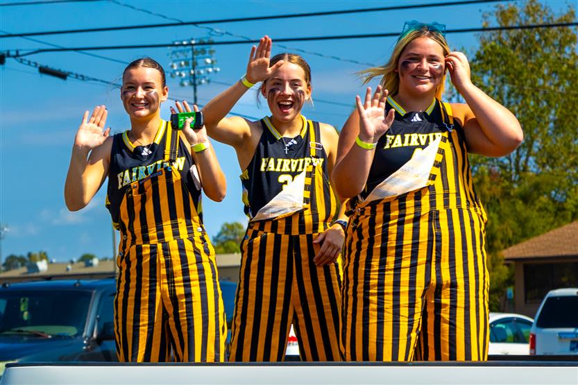 Schools celebrate homecomings